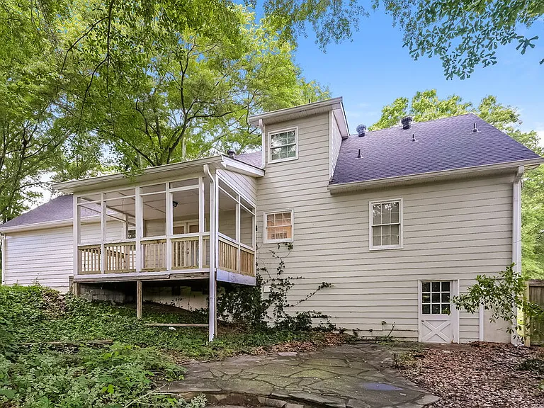 521 Sequoia Ct — Photo 16