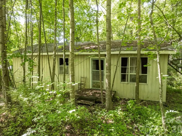 17 Chicago Ave, Black Mountain, NC 28711
