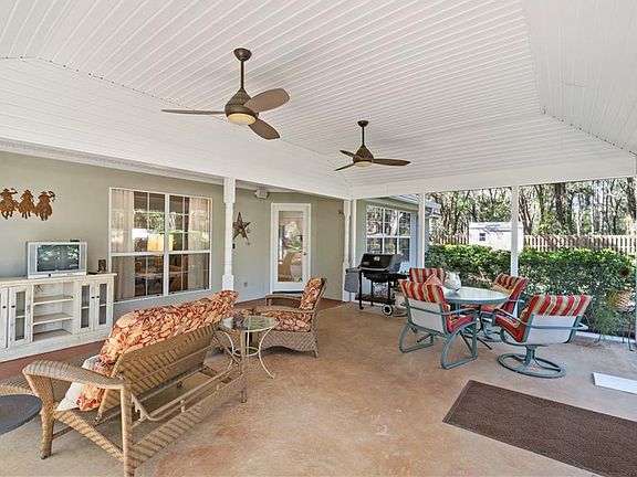 3rd image of 306 Lochland Pl