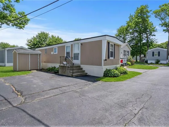 743 Forest Park, Middletown, RI 02842