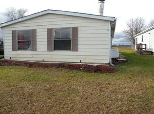 66 Fountain Lake Dr, Greenfield, IN