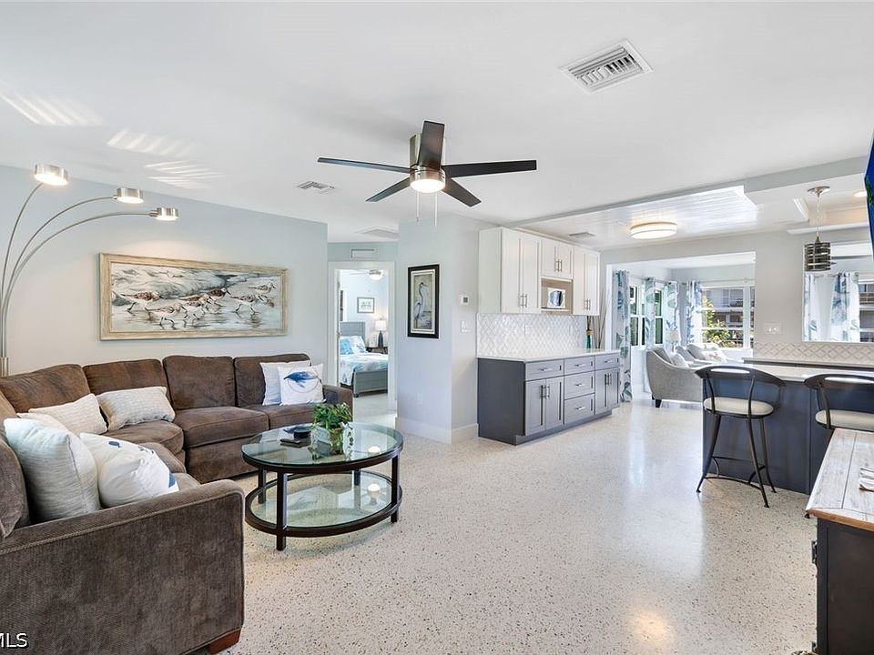 1st image of 24544 Kingfish St