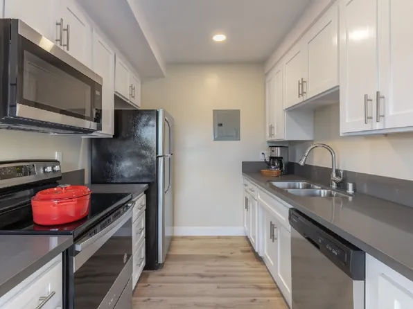 Peerless Apartments, 231 N La Peer Dr APT 104, Beverly Hills, CA 90211