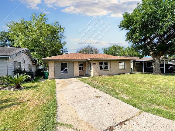 3rd image of 3305 Sophie Ann Dr