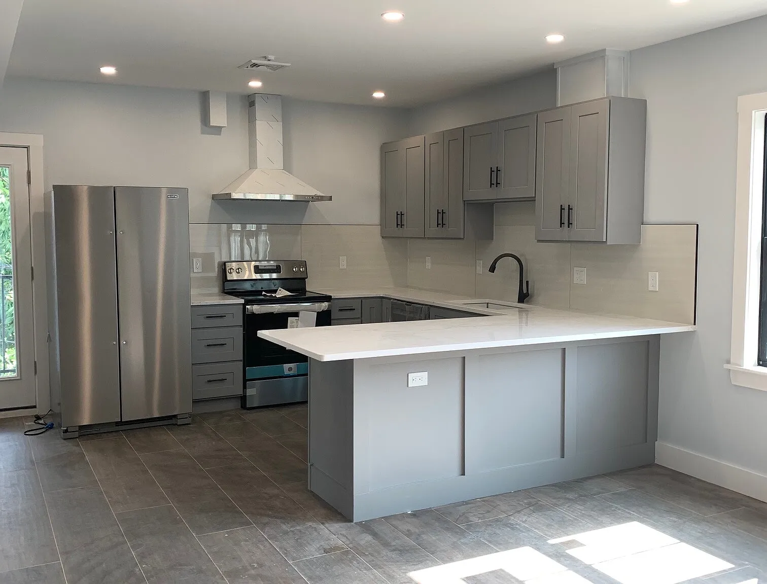 4 bed, 2.0 bath, 1150 sqft, $3,500 — Photo 1