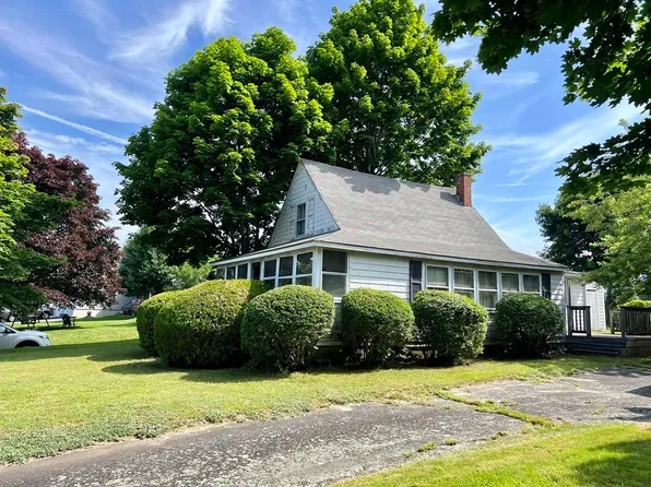 94 West St, Marshfield, MA 02050