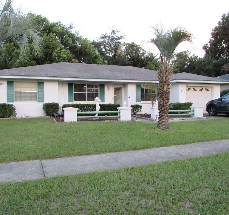 1st image of 411 Marion Oaks Dr