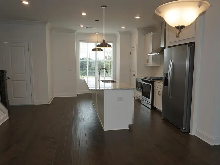 4515 Sims Park Overlook — Photo 9