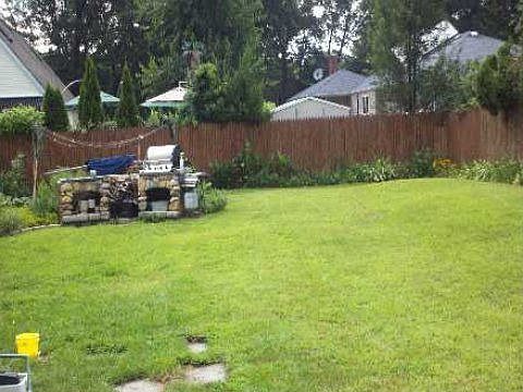 5th image of 1487 Claas Ave