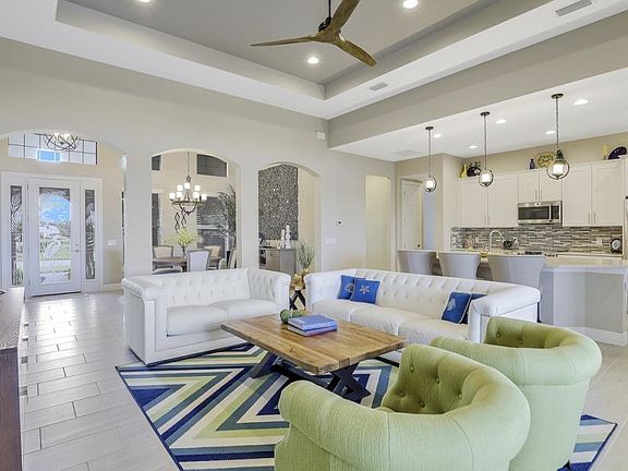 4th image of 10082 Avalon Lake Cir