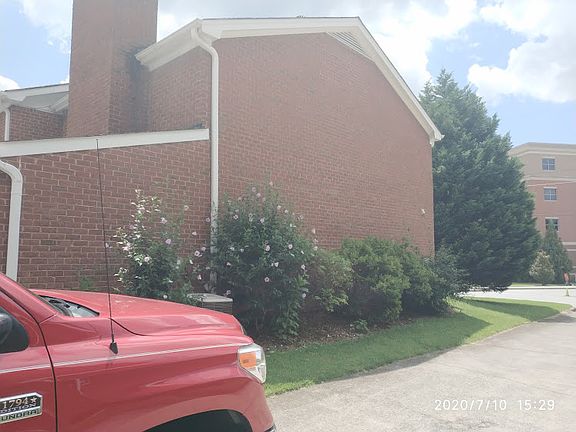 4th image of 1875 Norcross Chase Cir