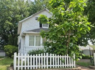 1351 Morton Dr, East Moline, IL 61244