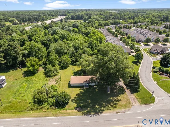 8212 Shady Grove Rd, Mechanicsville, VA 23111