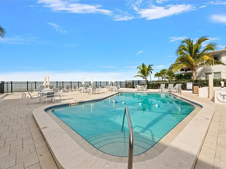 1065 Gulf Shore Blvd N #205 — Photo 5