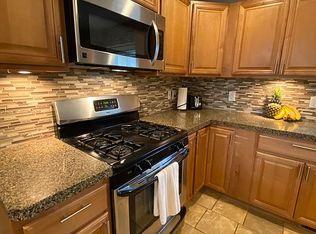 623 Pontiac Rd, Oxford, MI 48371