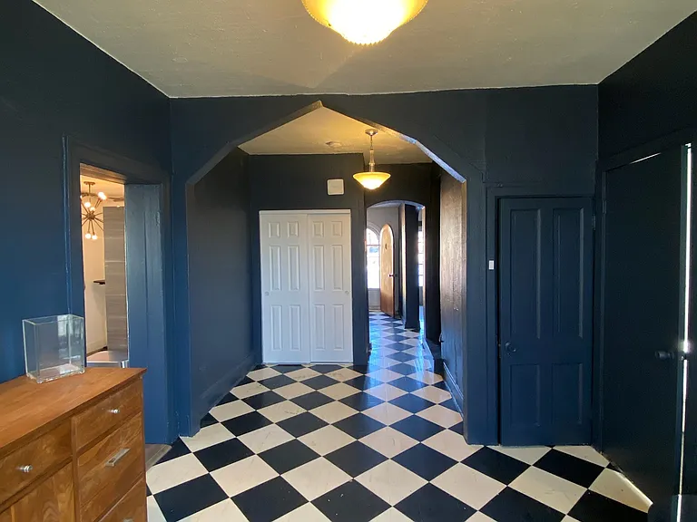 1157 S Emerson St — Photo 4