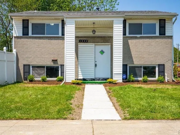 1468 Westchester St, Westland, MI 48186