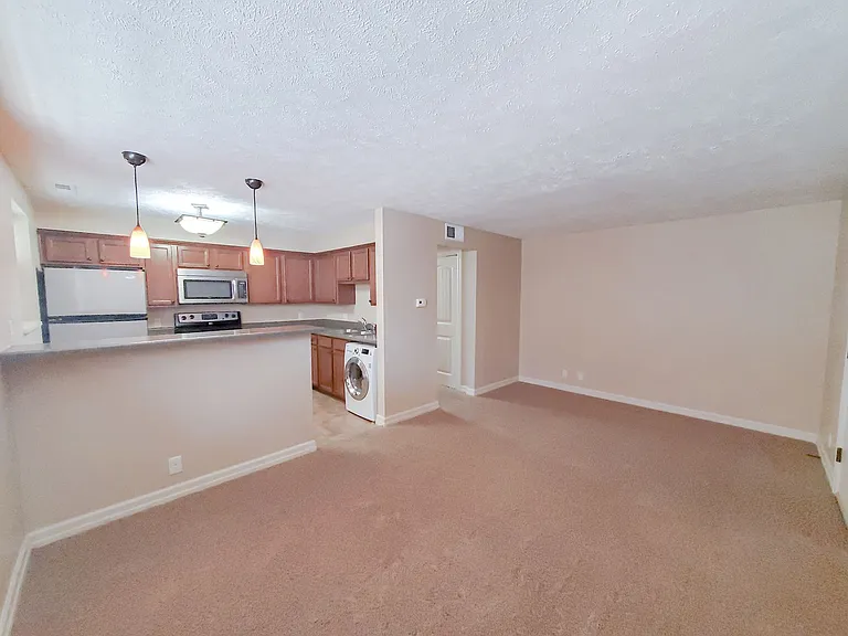 603 S 35th Ave — Photo 18