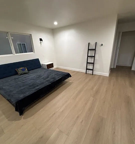 15147 Otsego St — Photo 11