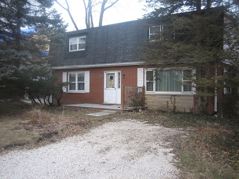 2nd image of 15520 112th Ct