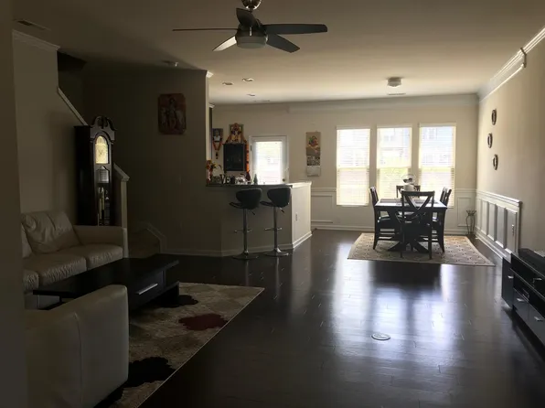 529 Denhoff Dr, Cary, NC 27519