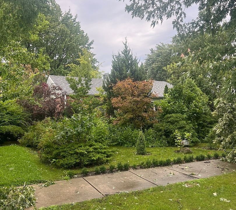 1st image of 18621 Morris Ave