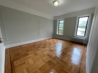 Rented by Sterea Agency