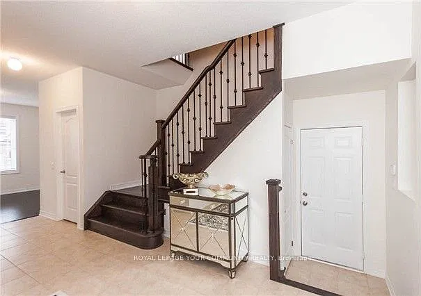 3 bed, $3,500 — Photo 3