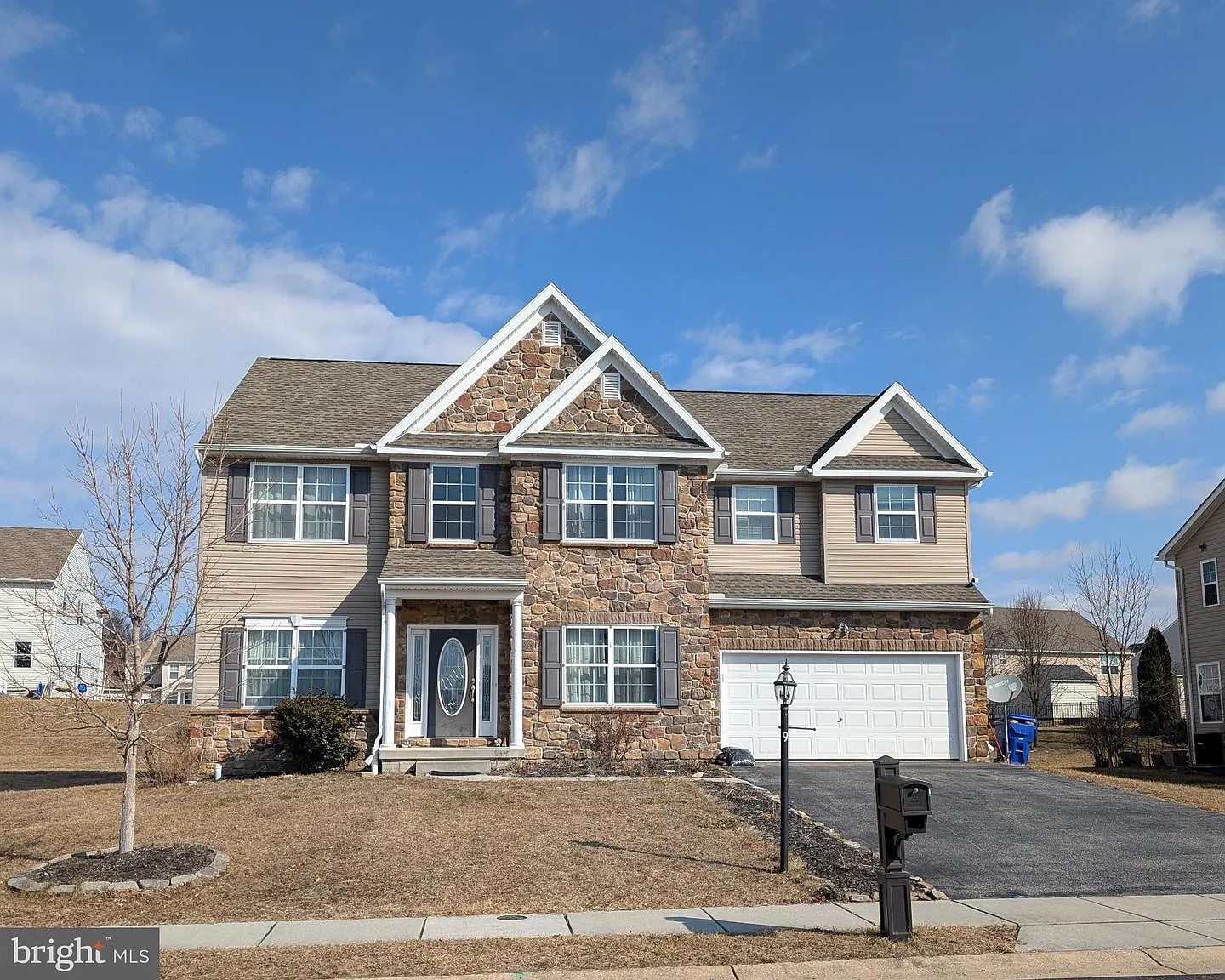 9 W Imperial Dr photo 1