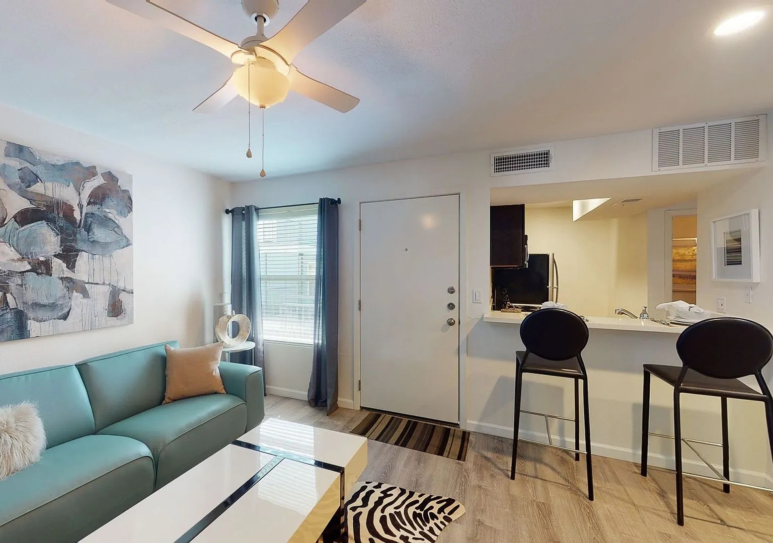 August Move-In Special Apply Within 24 Hours & Receive One Free Month Of Utilities! — Photo 4