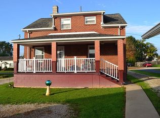 302 S Pine St, Carmichaels, PA 15320
