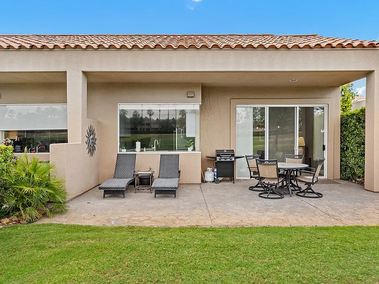 20 Pebble Beach Dr — Photo 19