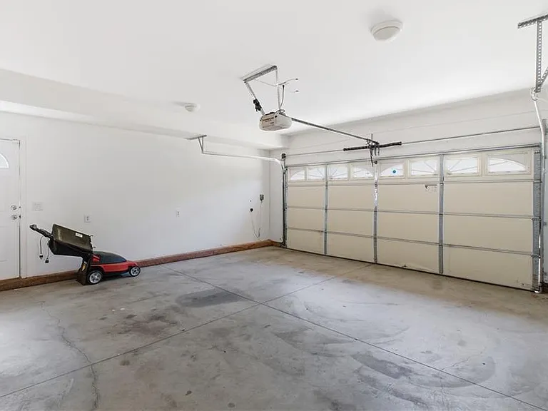 6958 Amigo Ave — Photo 20