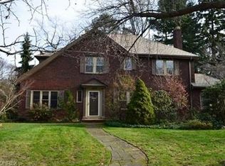 2903 Winthrop Rd, Shaker Heights, OH 44120