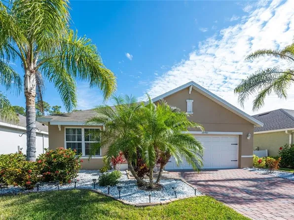 26983 Wildwood Pines LN, BONITA SPRINGS, FL 34135
