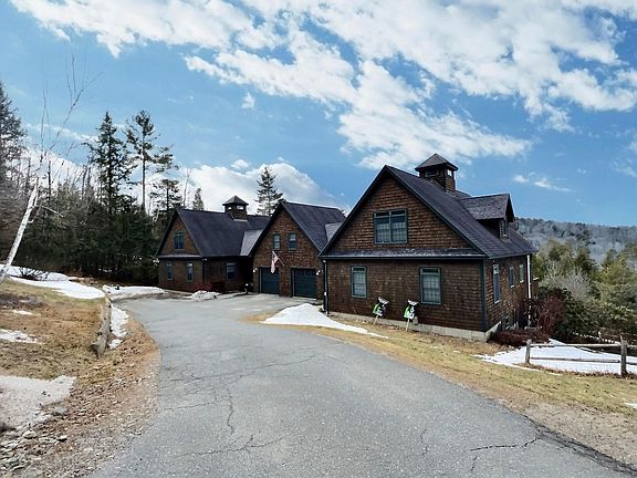 3rd image of 48 Burkehaven Hill Road #A