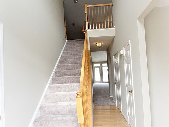 3rd image of 5059 Woods Line Dr Unit 30