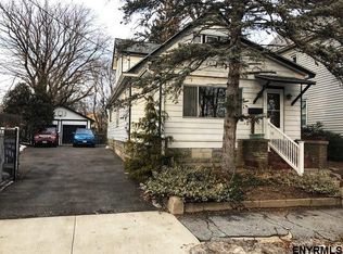 863 Strong St, Schenectady, NY 12307