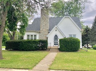 660 S Park St, Paxton, IL 60957