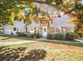 96 Pineridge Rd, White Plains, NY 10603