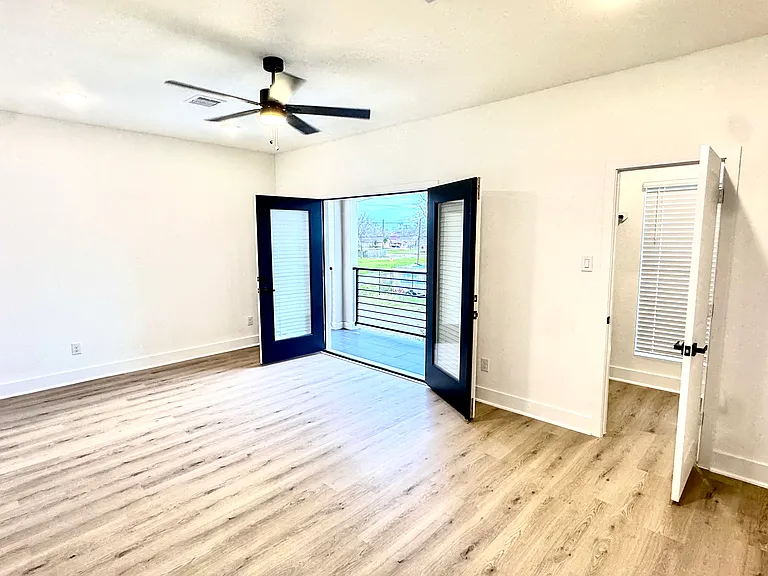 3606 Du Bois St — Photo 34
