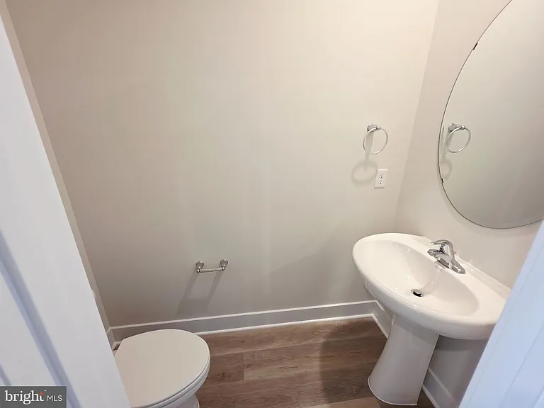 115 Nootka Way — Photo 17