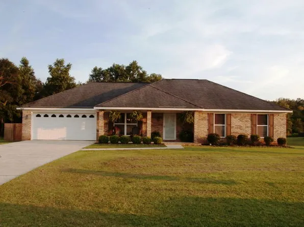 19870 Southfield Dr, Robertsdale, AL 36567