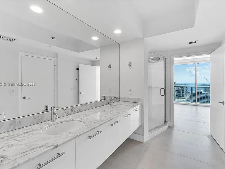 500 Brickell Ave #2700 — Photo 21