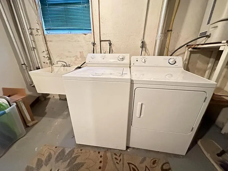 1020 Florence Ave — Photo 18