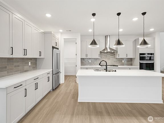 5th image of 20307 154th Street E #17