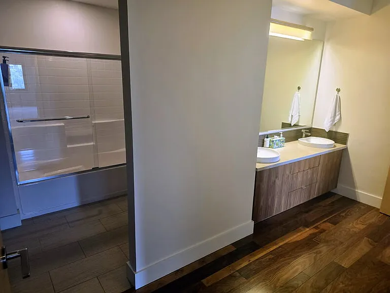 309 E 5th St #501 — Photo 15