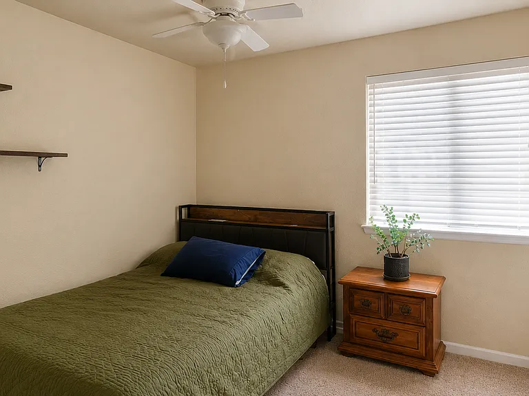 814 Timothy Dr — Photo 6