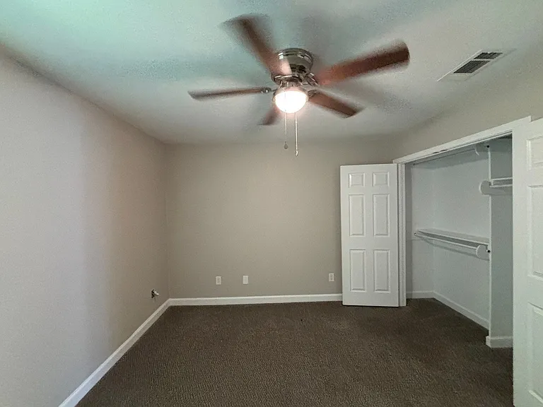 915 Ruth Ann Dr — Photo 7