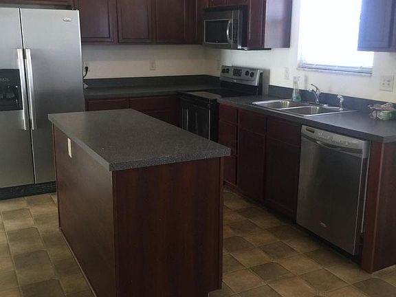 4th image of 1707 Royal Oak Dr
